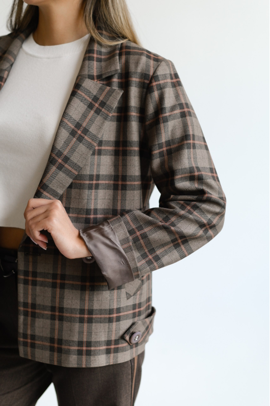 Жакет в клетку